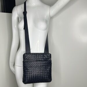 Serajean Ferrara Navy Blue Woven Leather Ziptop Crossbody Bag Made in Italy